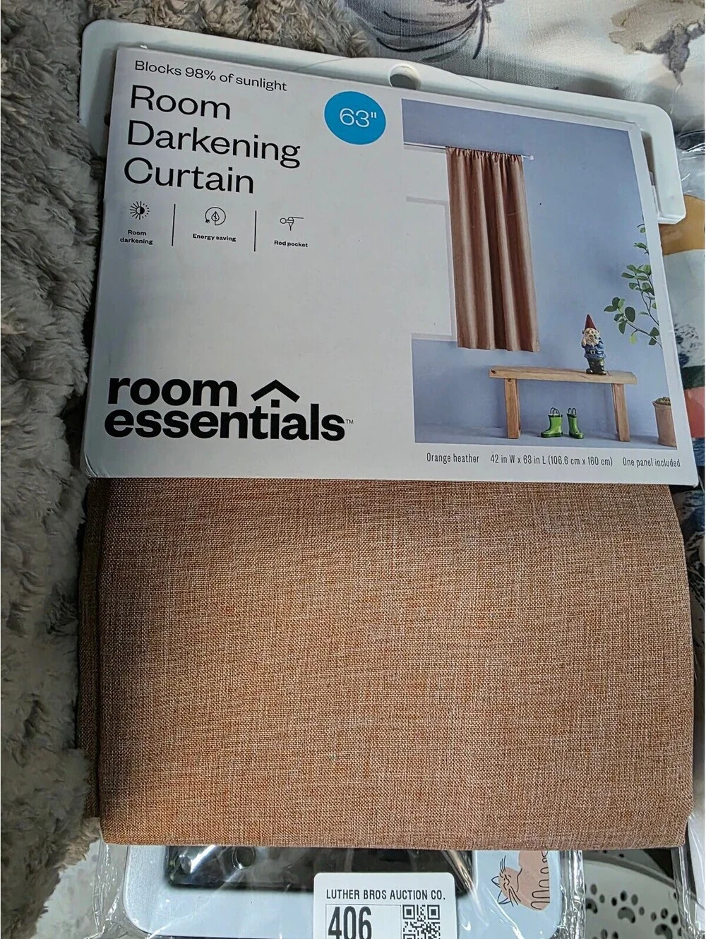 Room Essentials 63